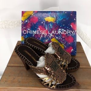 Chinese Laundry Global Shimmer Cooper Heels